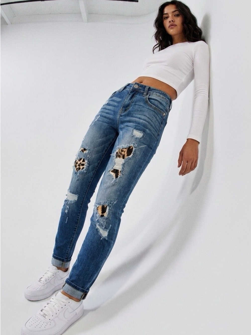 Judy Blue Mid-Rise Skinny Distressed Jeans with Leopard Patch 5/27